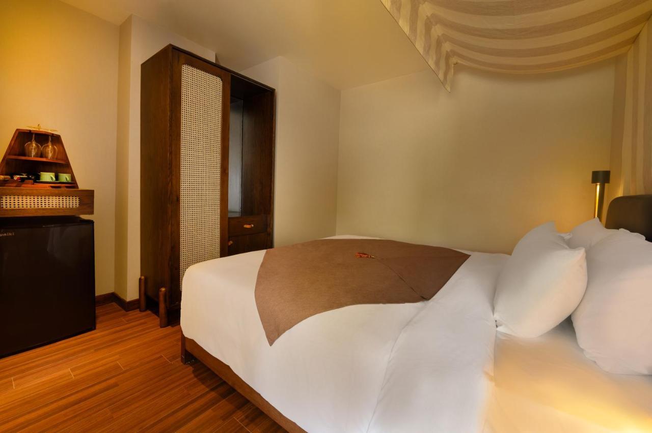 The Blossom Hoi An Ocean Front Hotel & Spa Ngoại thất bức ảnh
